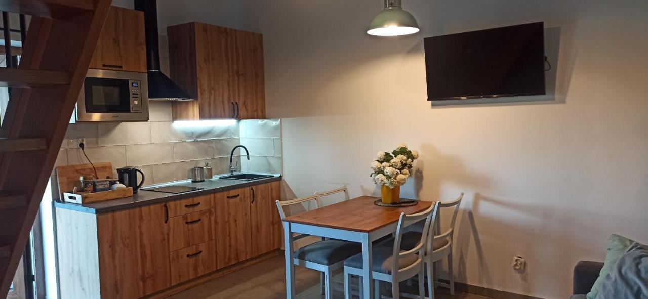 Piekne Zielone Villa Zator Bagian luar foto
